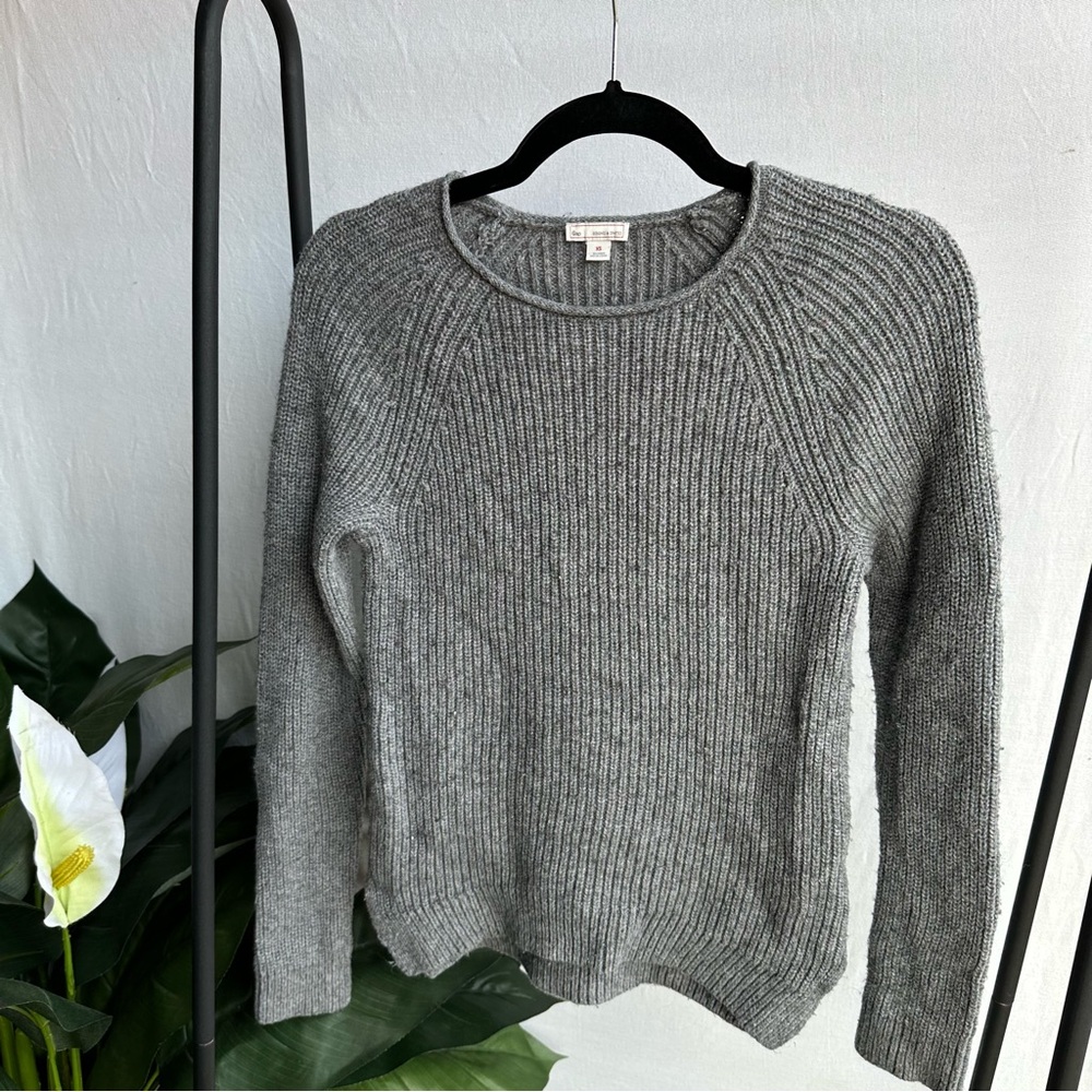 GAP grey ribbed stretchy wool blend sweater / Size XS